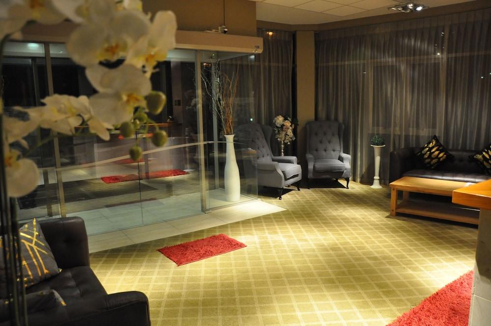 오클랜드 Vr 타카푸나 아파트 호텔 외부 사진 The interior of the hotel
