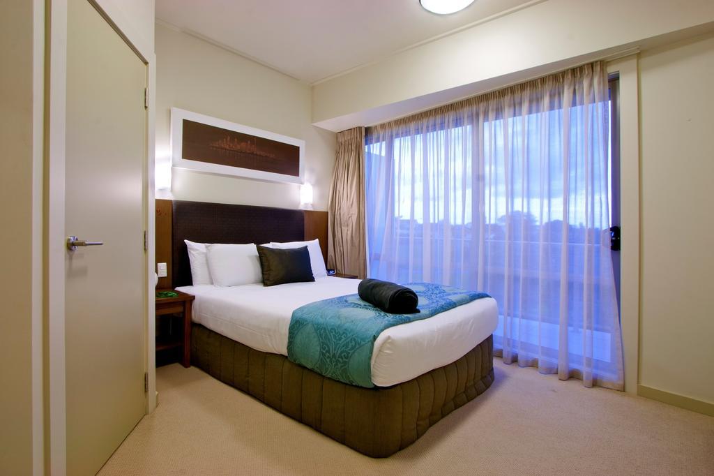 오클랜드 Vr 타카푸나 아파트 호텔 외부 사진 A bedroom at the Mantra on Lakeview
